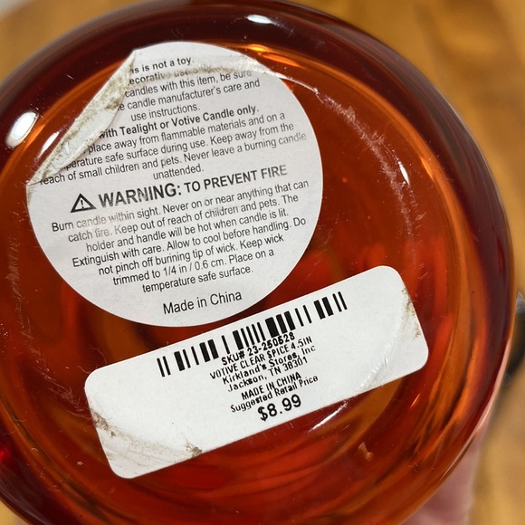 NWT.  Set of 4, large, votive candle holders. - Picture 5 of 8